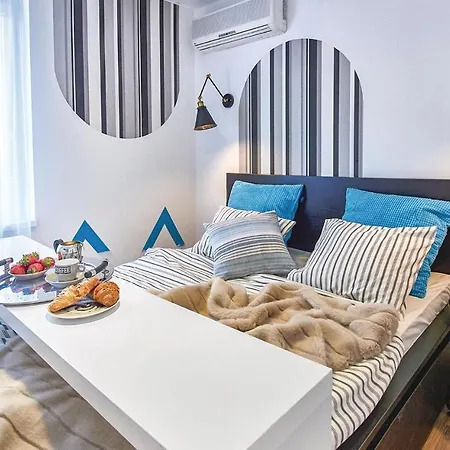 Three-bedroom Holiday In Balatonszárszó