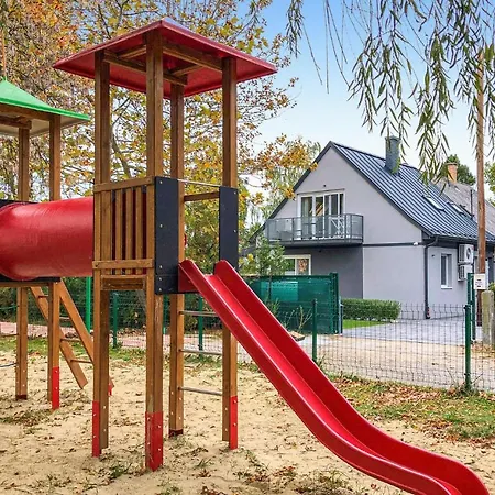 Three-bedroom Holiday In Nyaraló Balatonszárszó